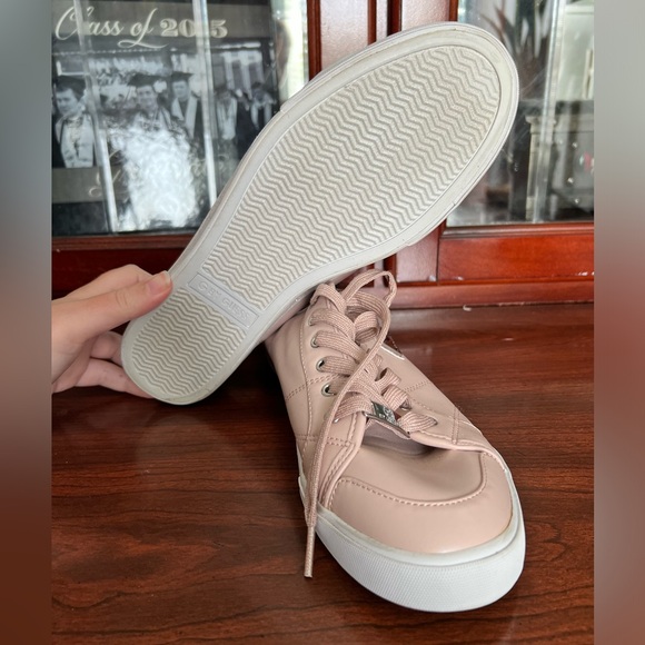 G by Guess | NWT pink and sparkly sneakers shoes - 11 - Picture 4 of 8